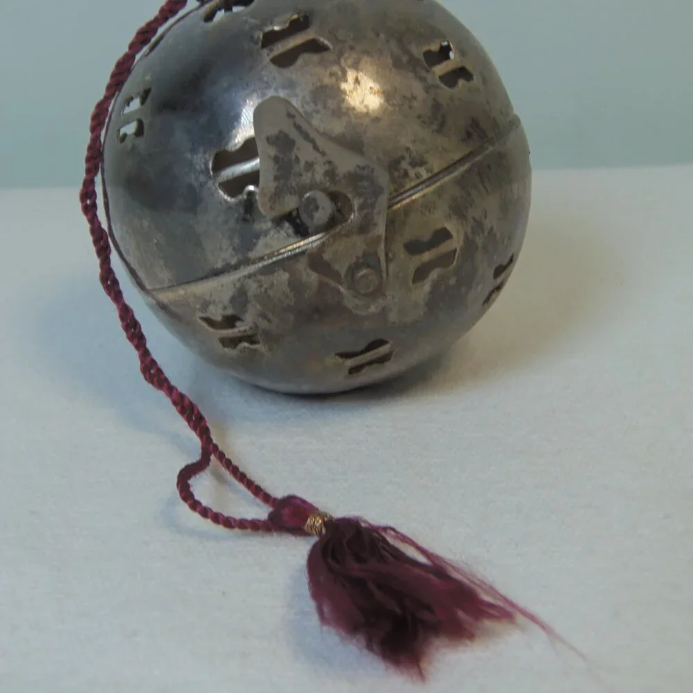 VTG Pomander Hinged Potpourri Silver Plated Ornament Old World Vibe  Boho Hippie